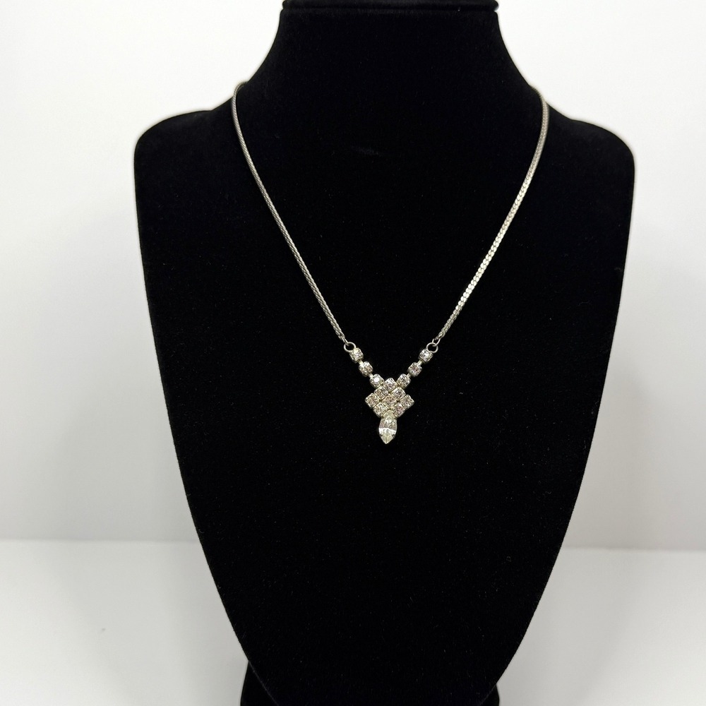 Rhinestone Cluster Y Pendant Necklace Silver Tone Fashion Jewelry 8.5 in L